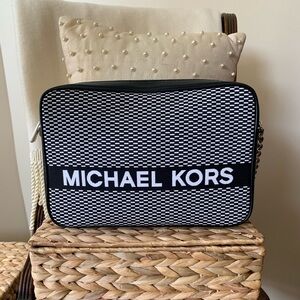 Michael Kors Jet Set Black & White Crossbody Bag